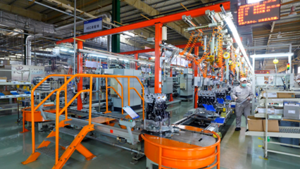 生产线上加速度 奔腾“透明工厂”如何重塑汽车销售新体验